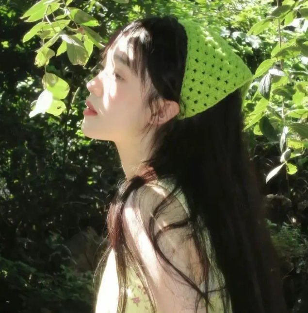 隔楼女孩：我们之间的层距